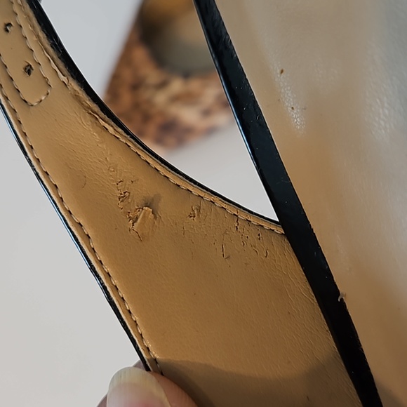 Naturalizer size 8.5M animal print, pointed-toe sandals. - Picture 8 of 8